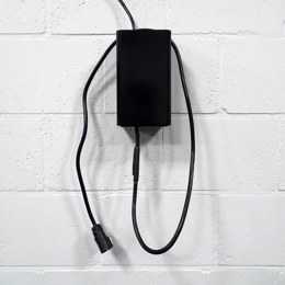 76.SKU10100 Laadhouder Batterieladegerät Wandhalterung M 210 x 80 x 55 mm